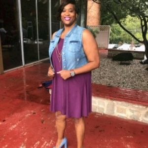 Meet your Posher, Monica